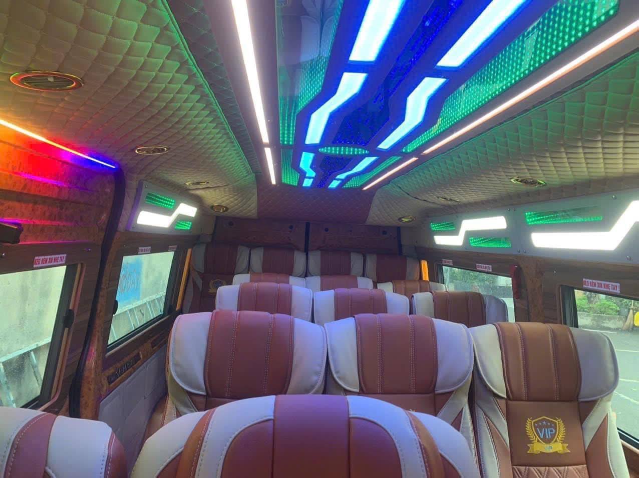 Nội thất xe du lịch ghế VIP